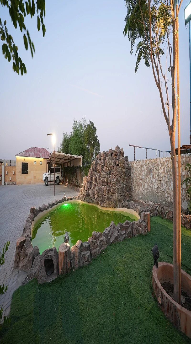 Premium Family Pool Sports Farmhouse
