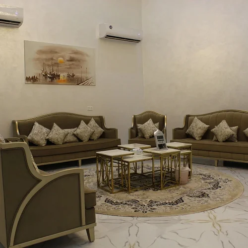 Panoramic Views With Huge Garden — Abu Dhabi — Photo 9