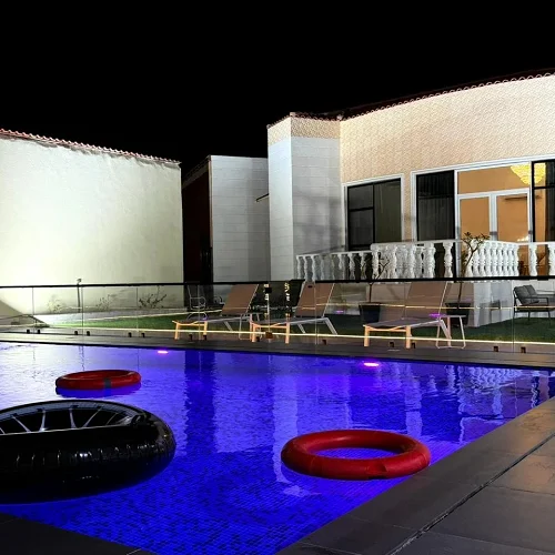Panoramic Views With Huge Garden — Abu Dhabi — Photo 11