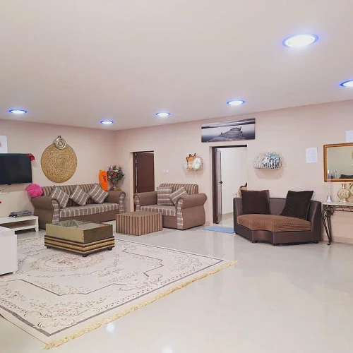 Spacious Family Villa in Al Ain — Abu Dhabi — Photo 4
